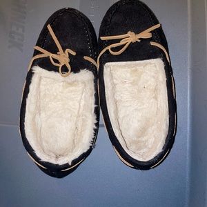 Black Size 6 -worn but good condition-house slippers (I still wore them outside)